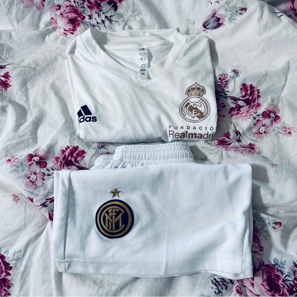Adidas Real Madrid Soccer Kit